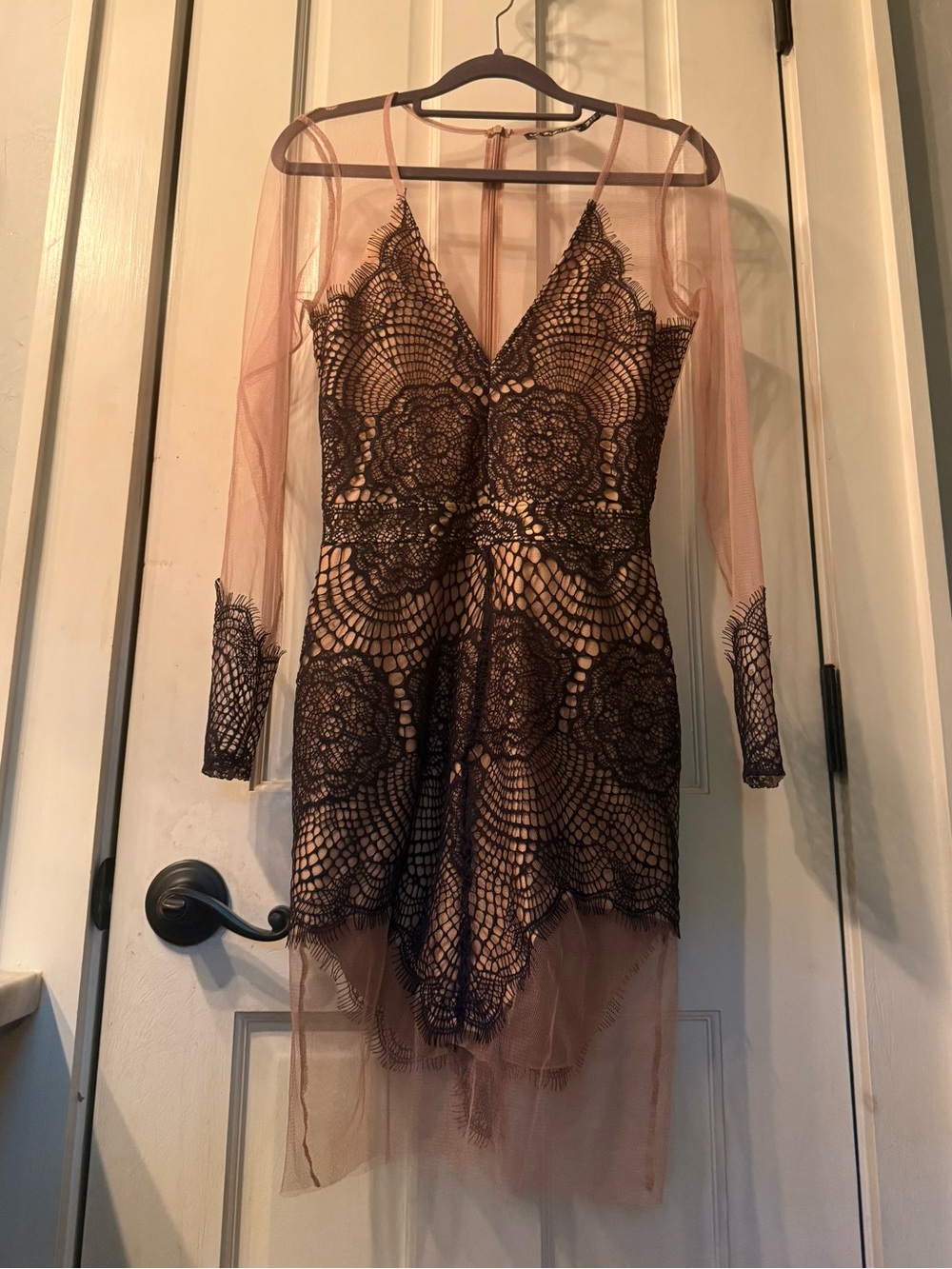 New For Love & Lemons Antigua Mini Dress Black Nude Lace Embroidery Size Medium - Picture 6 of 17